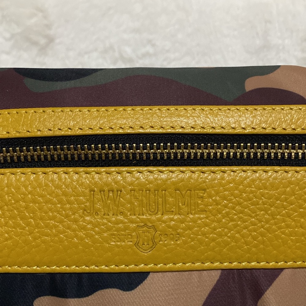 Handbag - Picture 8 of 11